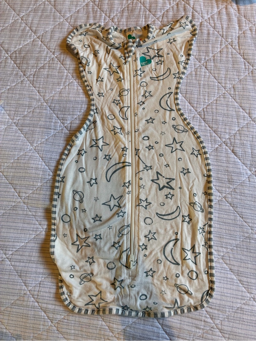 Love to Dream Cream Sleeveless Swaddle with Gray Star & Moon Print